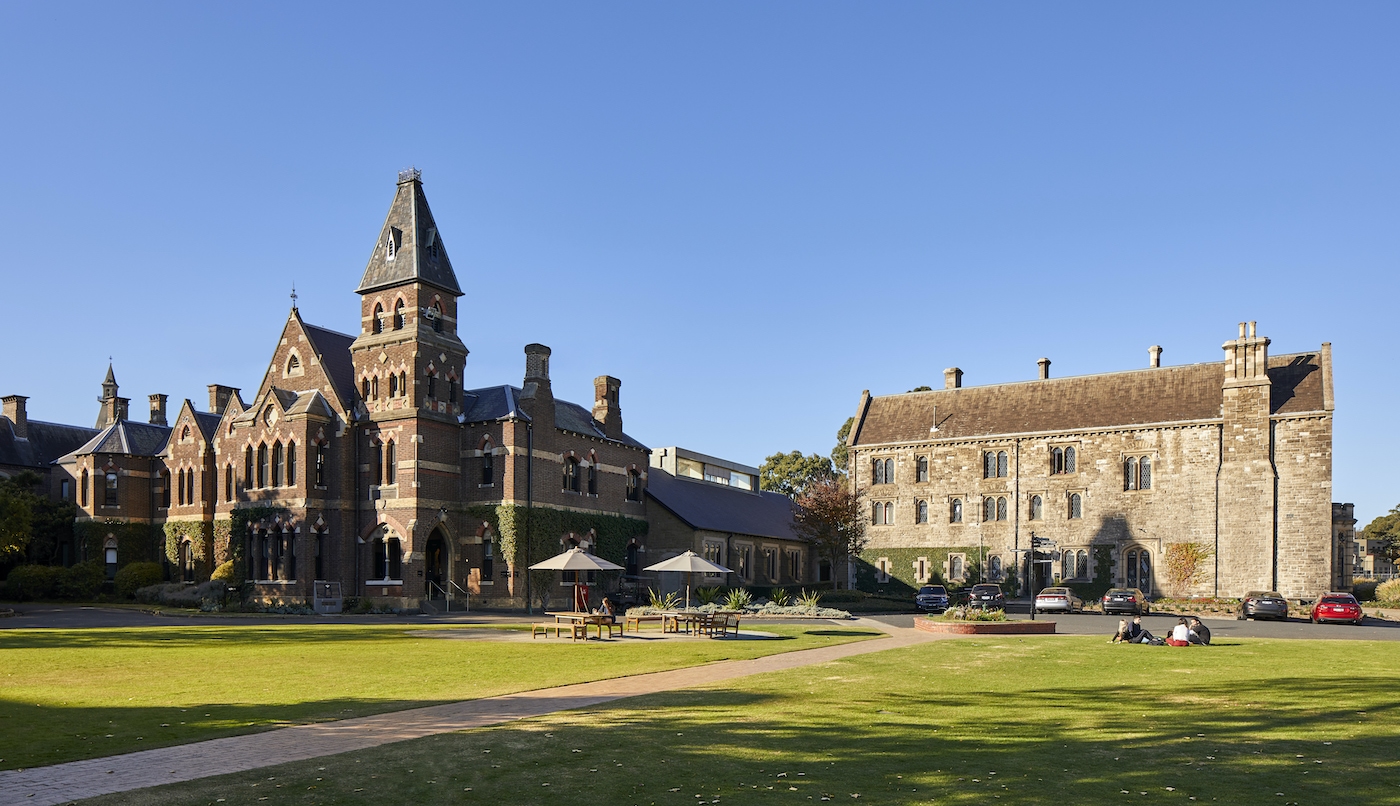 university of melbourne phd english requirement